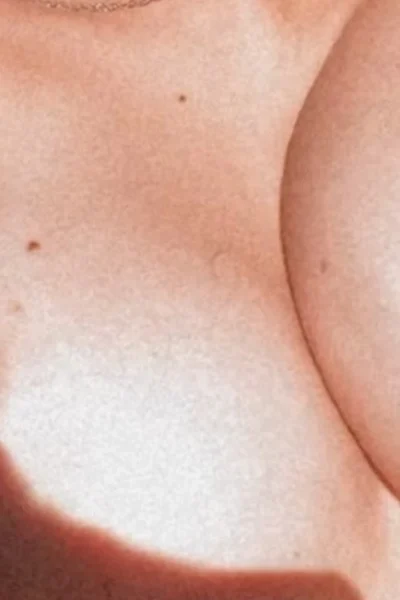 redhead brazilian girl Amanda Welp teasing her naked tits