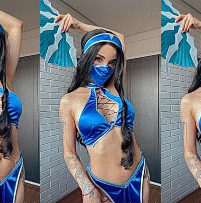 cosplay sexy girl Amanda Welp showing off her sexy outfit