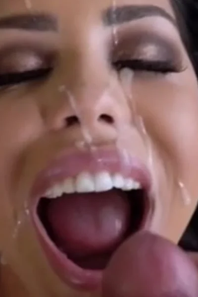 Alina Lopez getting facial in bed