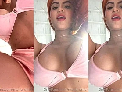 sexy redhead Maria Del Mar teasing her pussy bottom view video leaked