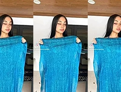 layladeline teasing with her bath towel