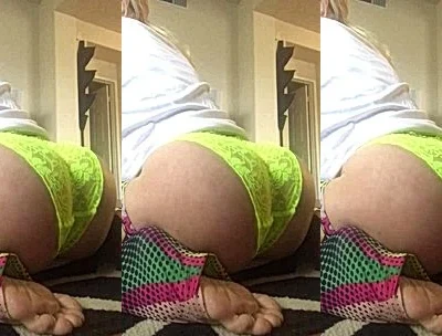 Nikki Delano shaking her big booty in her green panties