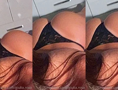 Giulia Rosa teasing her big butt in the bedroom
