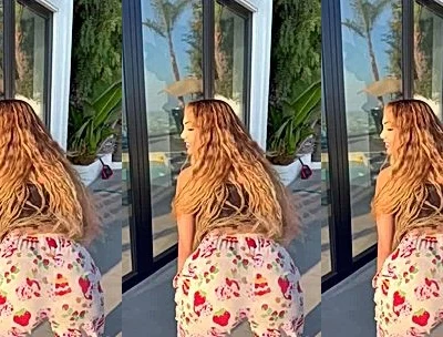 layladeline pulling down her pants and shaking her naked butt