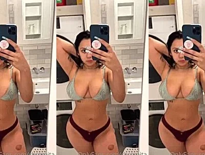 Chromazz teasing her big tits in her sexy lingerie