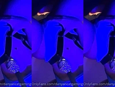 DanyanCat playing with her pussy in blue panties