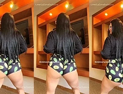 sexy Latina Kimberly delgado twerking her big booty