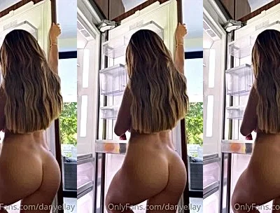 Danielley Ayalaa teasing her big naked booty in the shower